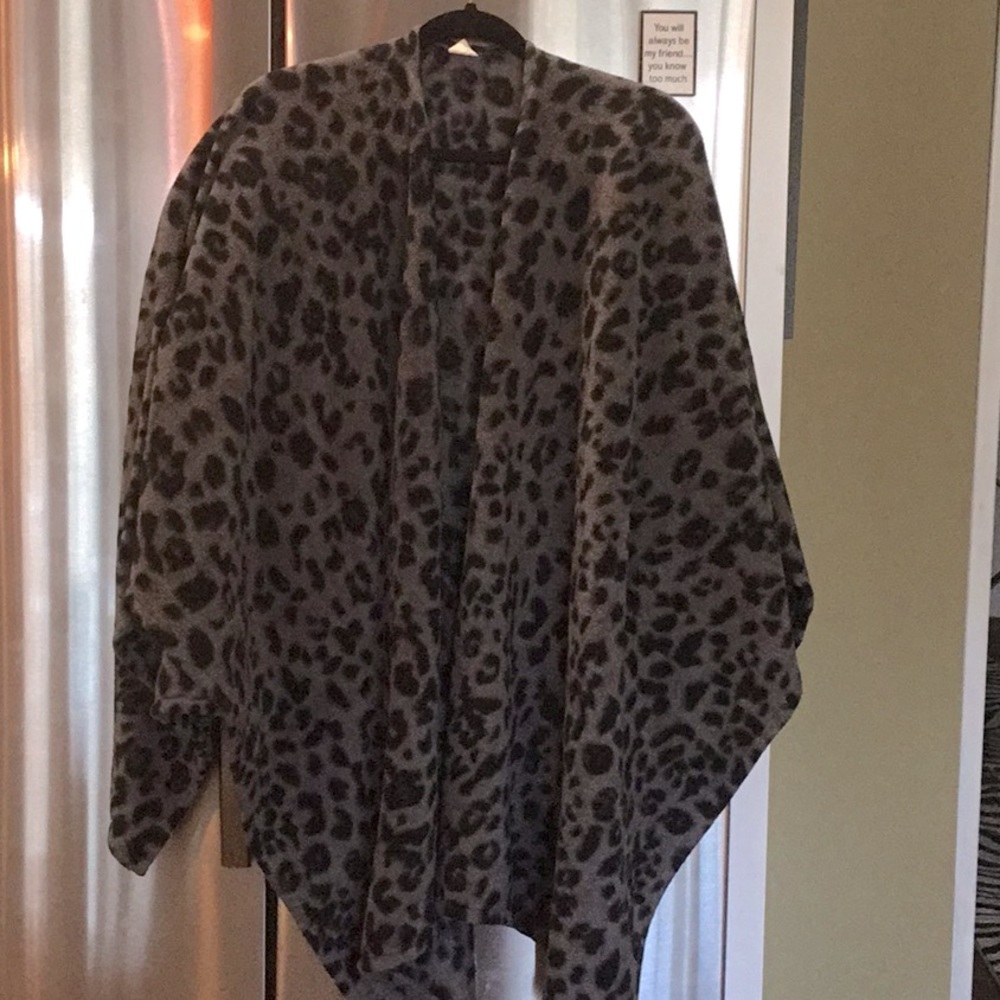 Leopard grey and black wrap poncho